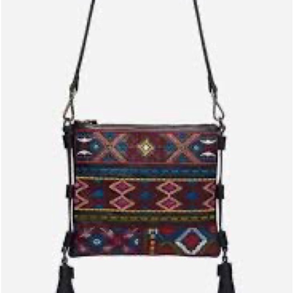 Johnny Was Zipped Crossbody Black Leather And Embroidery Design Tassel Bag NWT - Picture 13 of 14